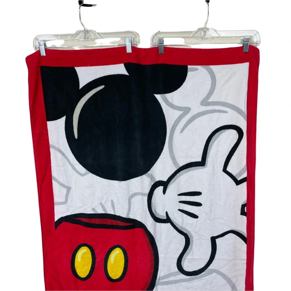 Disney Parks Mickey Mouse Large Size Beach Towel Super Soft 34”x64” Graphic Red